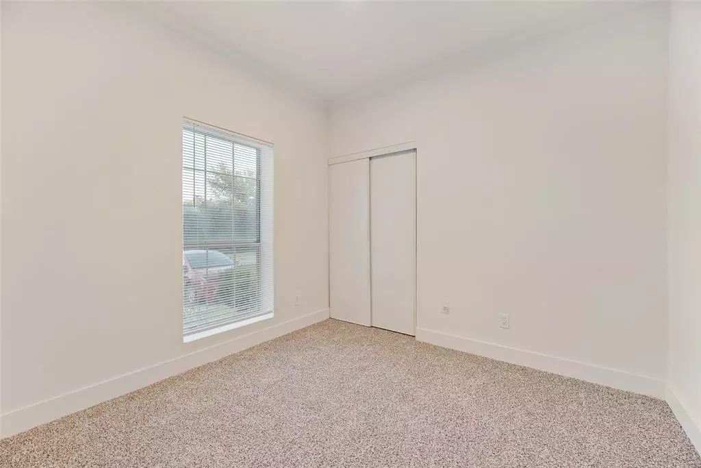 3801 14th St #1107 photo 4