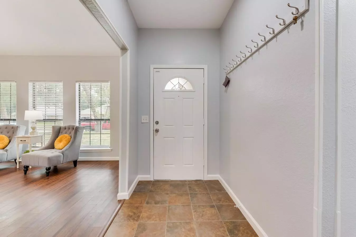 Camelia Dr photo 4