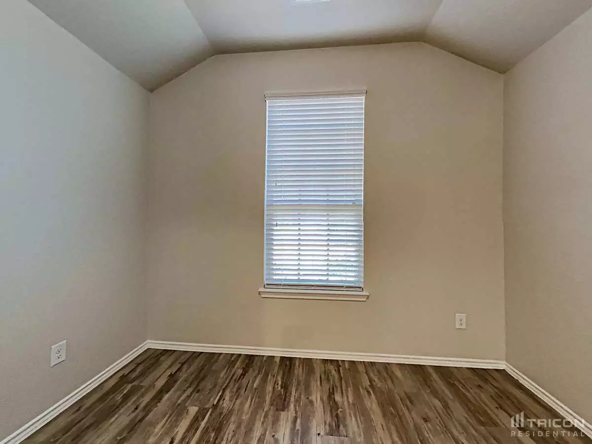 20068 Root River Drive New Caney Tx photo 4
