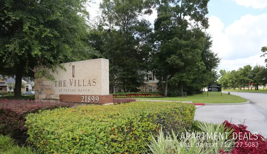 21905 Valley Ranch Crossing Drive, Porter, TX 77365 photo 3