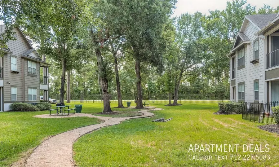 23206 Forest North Drive, Kingwood, TX 77339 photo 4