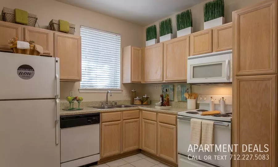 23429 Kellington Drive, Kingwood, TX 77339 photo 5