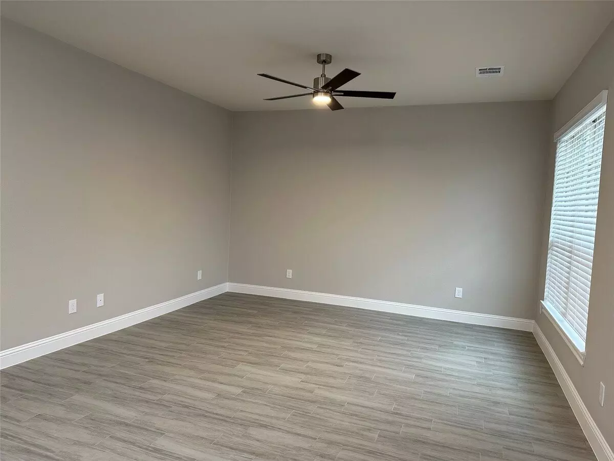 2614 Appian Way, New Caney, TX 77357 photo 5