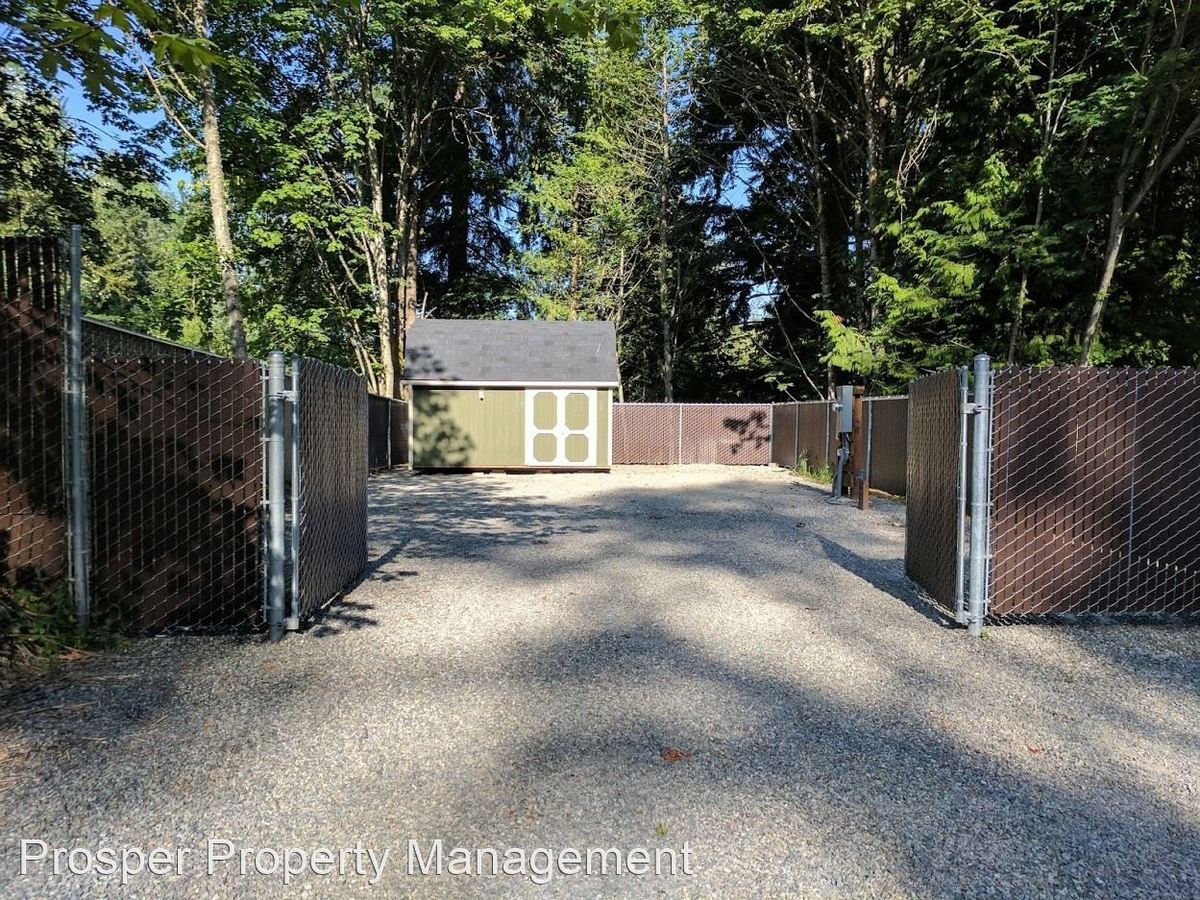 14617-14623 94th Ave E photo 2