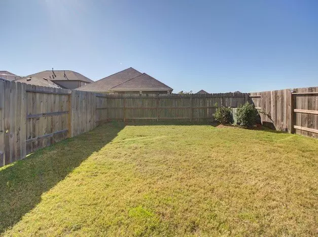 1646 Ryon Falls Drive, Richmond, TX 77469 photo 3