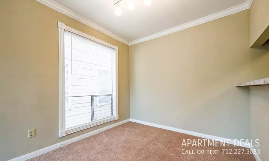 207 Golfview Drive, Richmond, TX 77469 photo 5