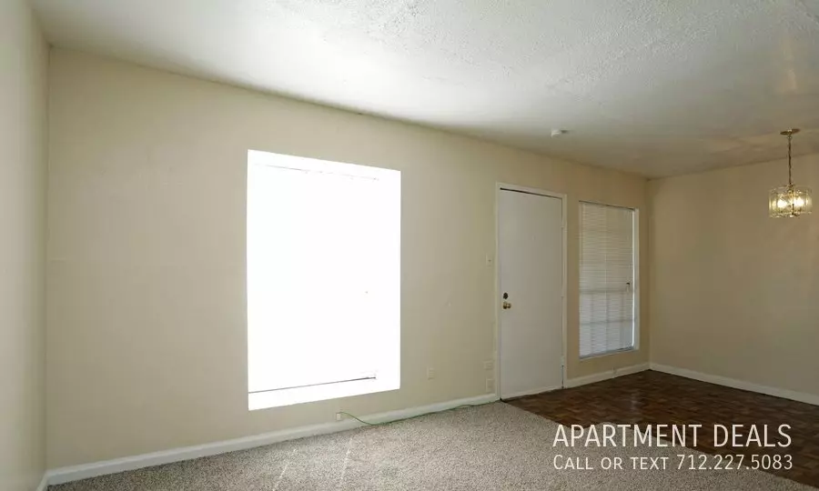 2117 Thompson Road, Richmond, TX 77469 photo 3