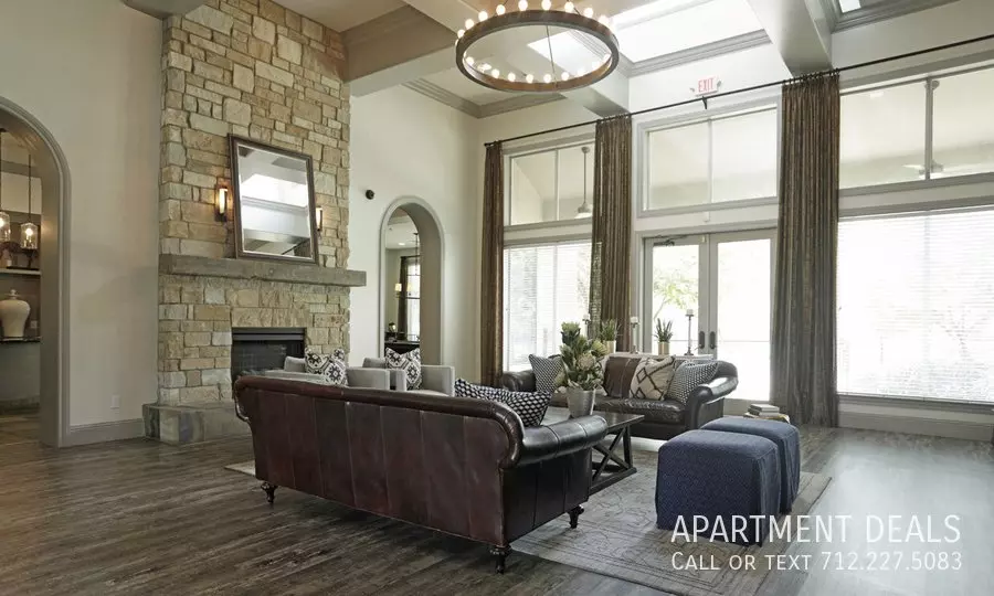 21817 Wildwood Park Road, Richmond, TX 77469 photo 4