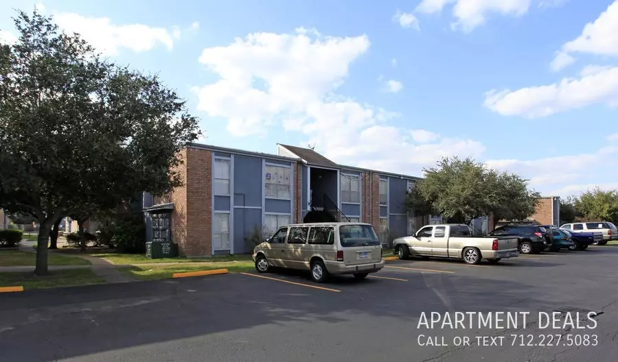 1806 Mustang Drive, Rosenberg, TX 77469 photo 4