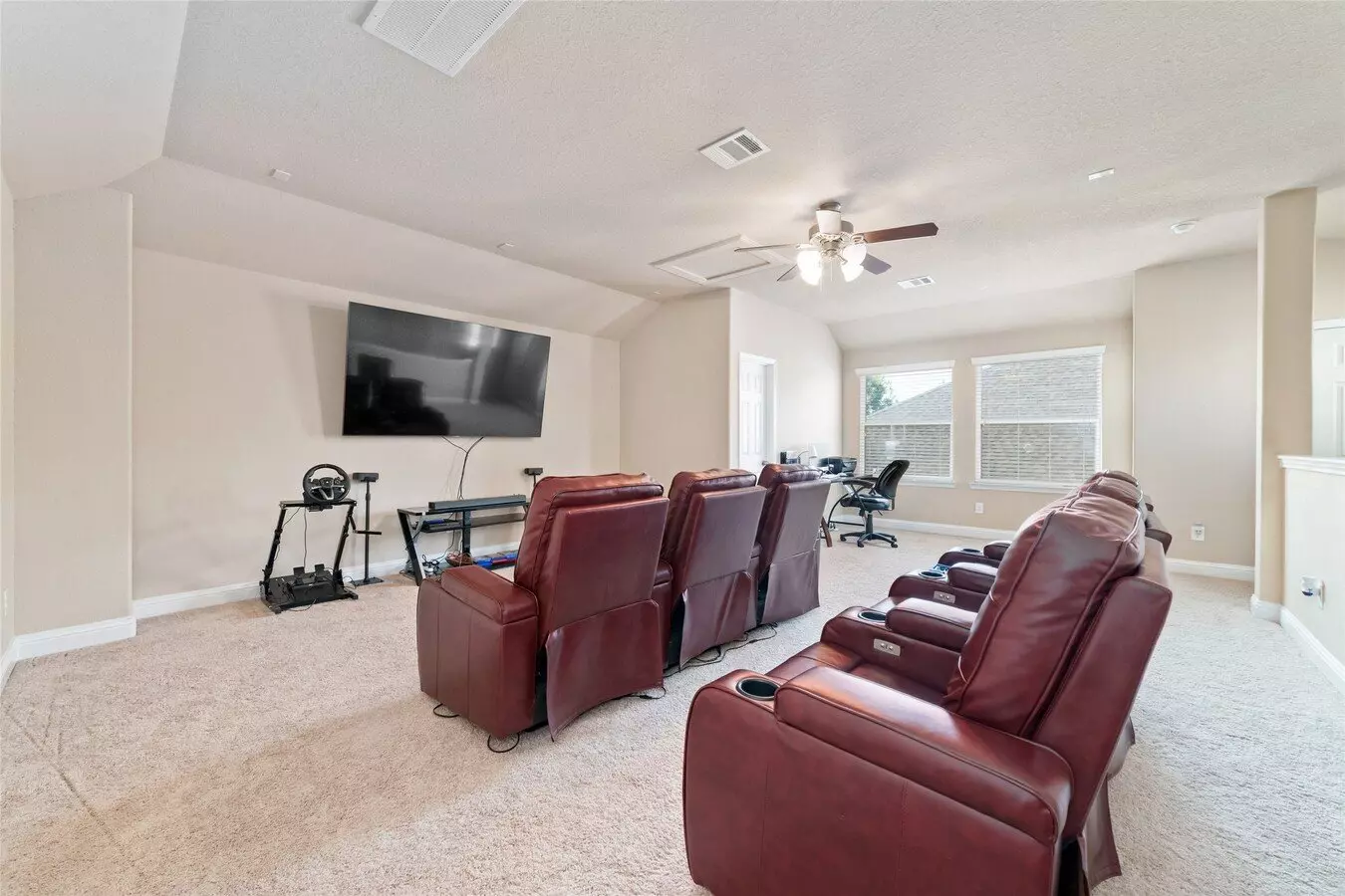 2023 Wembley Way, Rosenberg, TX 77471 photo 5