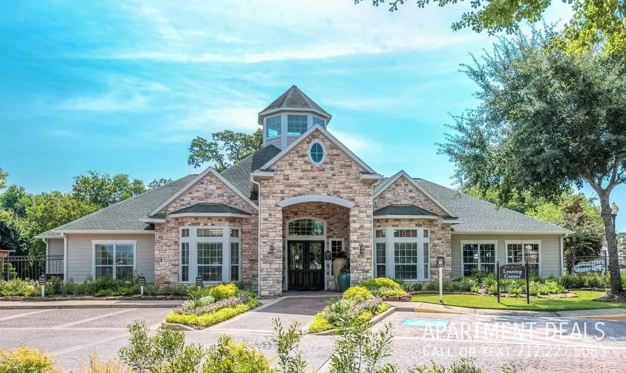 3107 Vista Drive, Rosenberg, TX 77471 photo 2