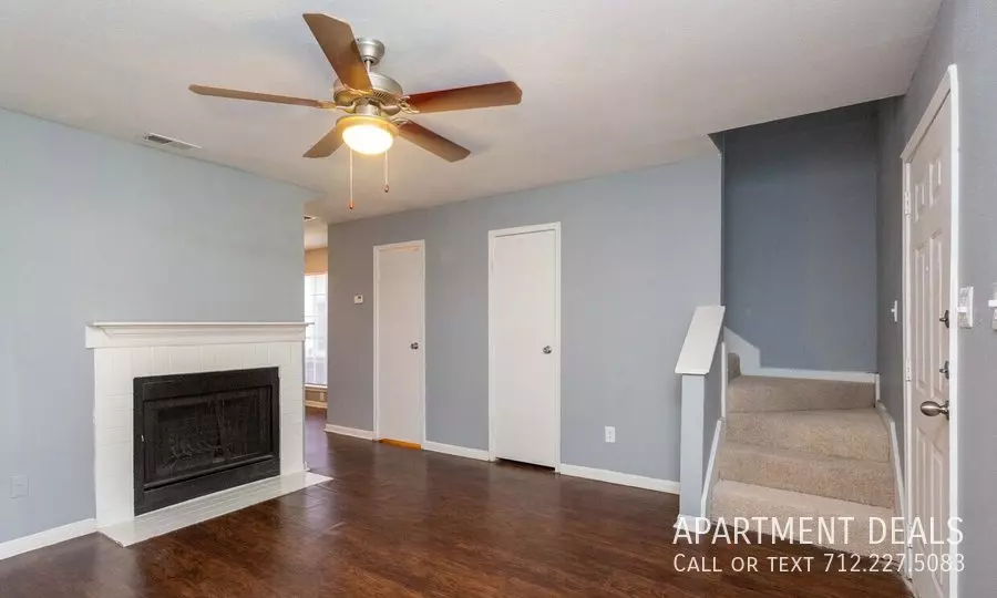 4726 Reading Road, Rosenberg, TX 77471 photo 2