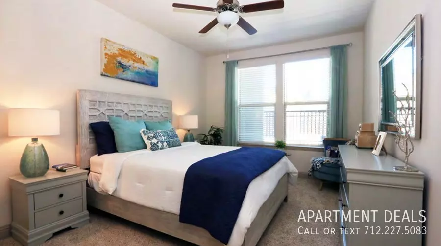 2499 Repsdorph Road, Seabrook, TX 77586 photo 2