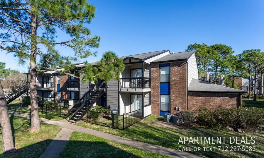 2607 Repsdorph Road, Seabrook, TX 77586 photo 5