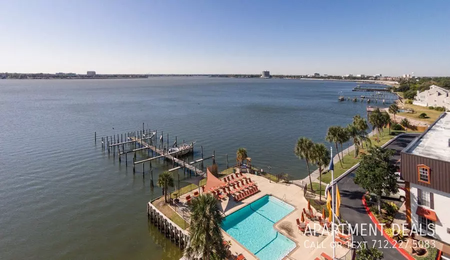 4607 Nasa Parkway, Seabrook, TX 77586 photo 5