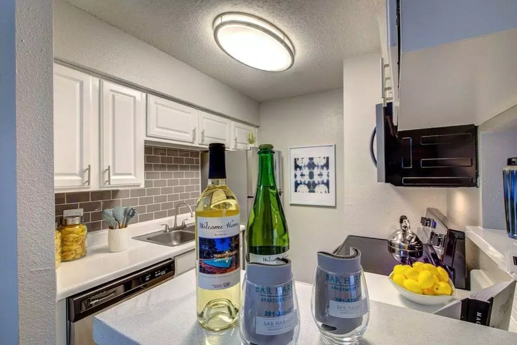 Bar Harbor Apartment Homes photo 2