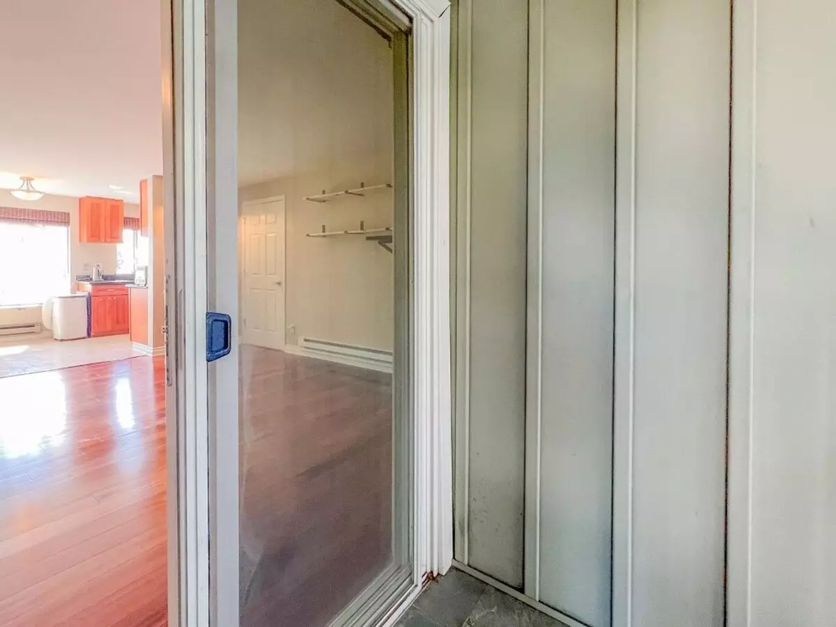 2bd/1.75ba Seattle Condo photo 5