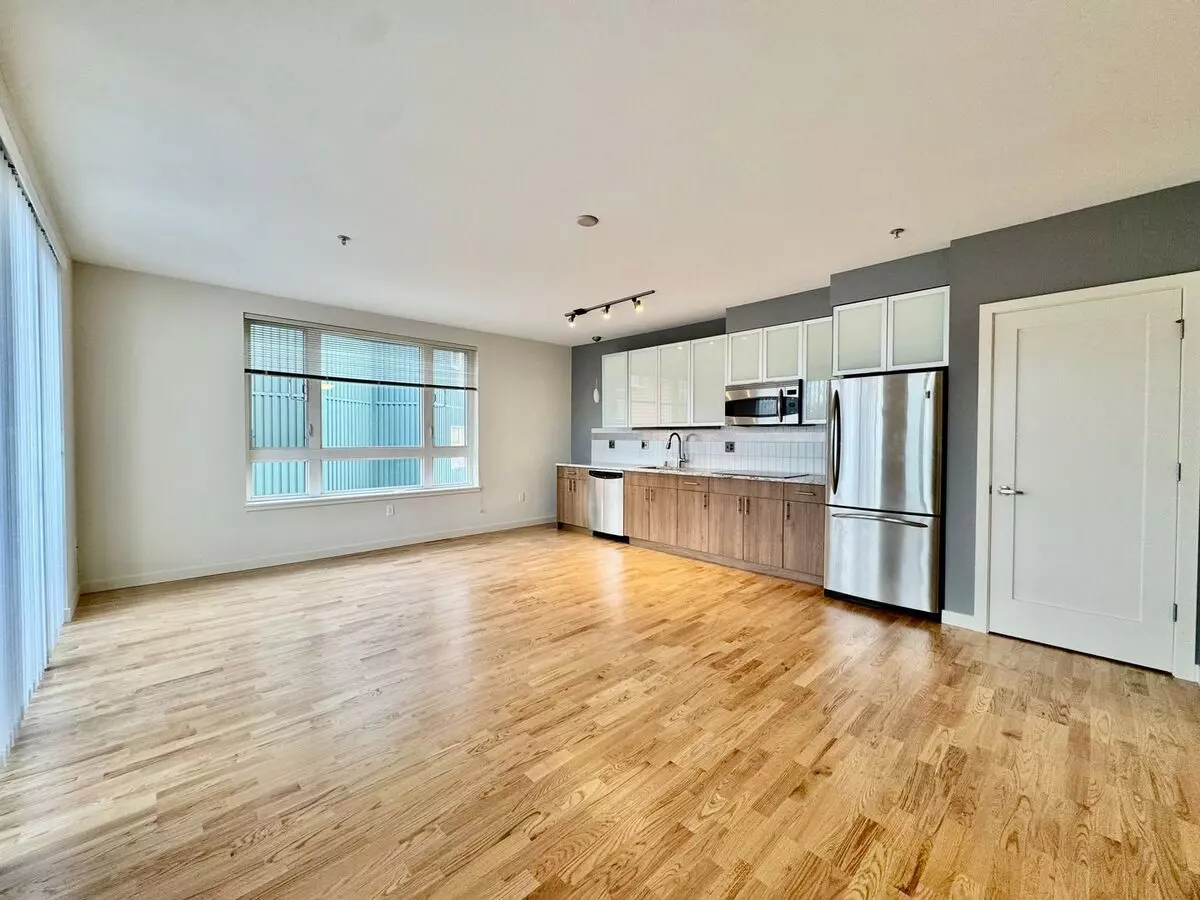 3104 Western Ave, Seattle photo 2