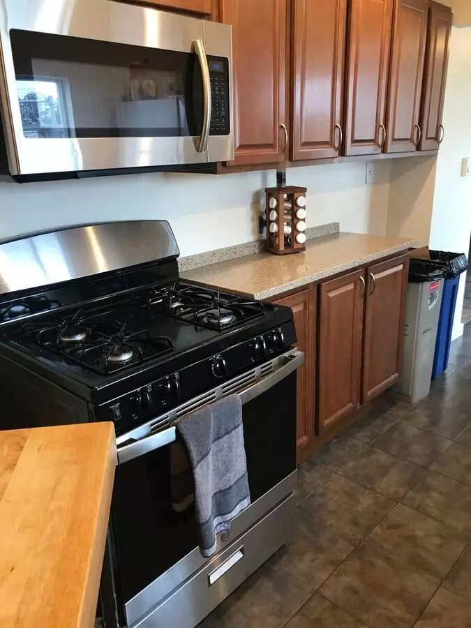 937 North 87th Street, Seattle, WA 98103 photo 5