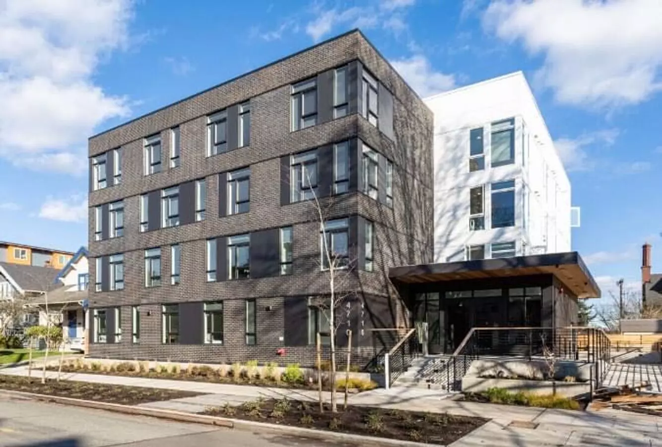 Fifty-Two Apartments photo 4