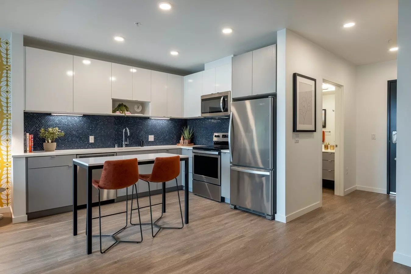 Jackson Apartments photo 4