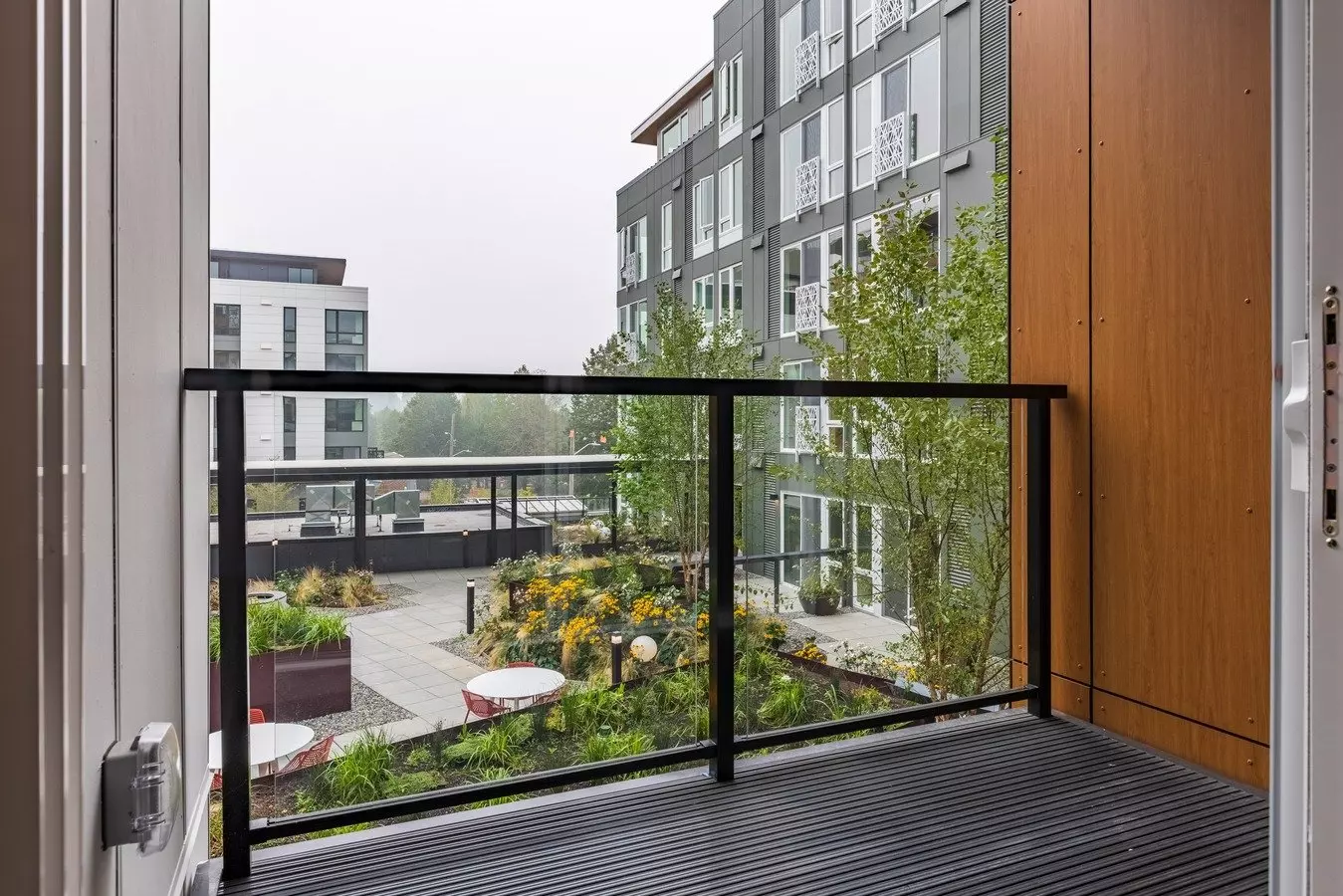 Jackson Apartments photo 5