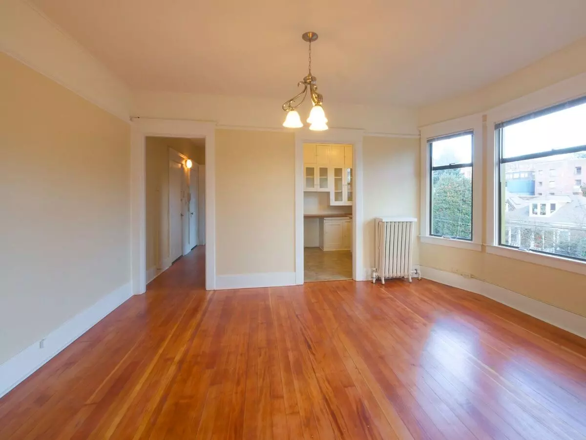 Sherbrook Apartments photo 4