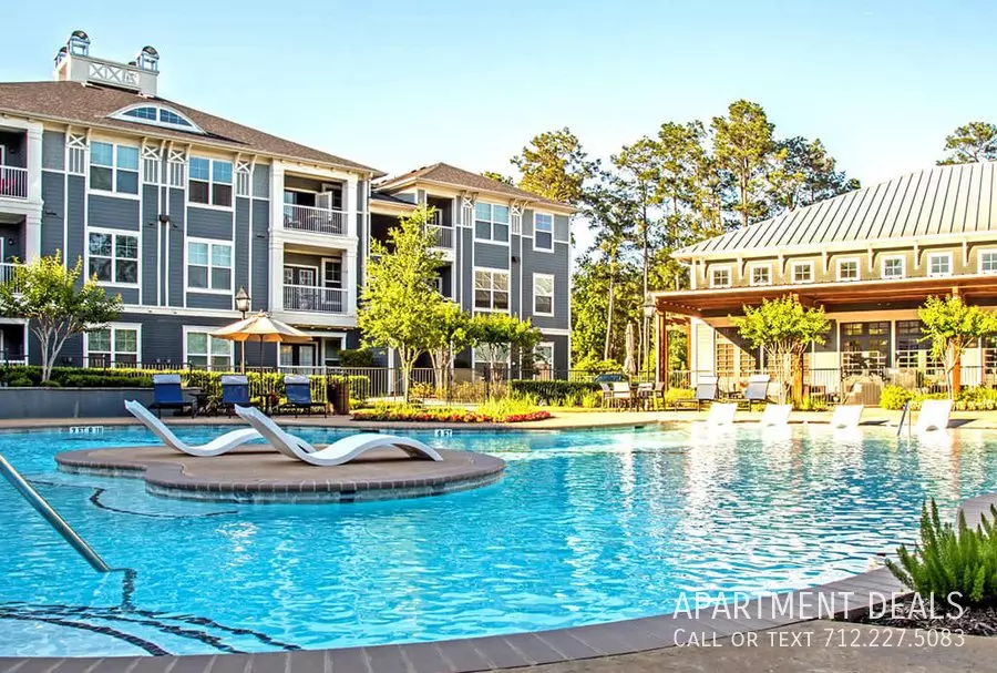 4406 College Park Drive, The Woodlands, TX 77384 photo 3