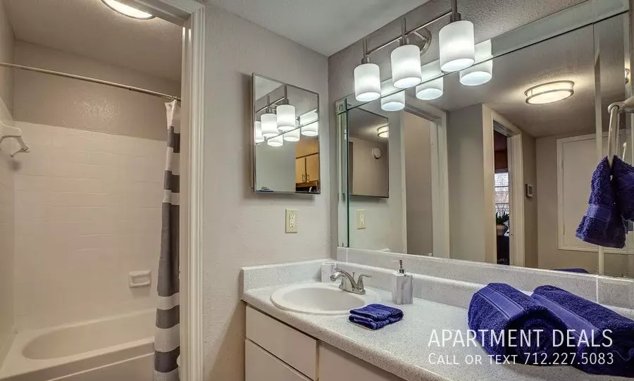 16156 Stuebner Airline Road, Spring, TX 77379 photo 2