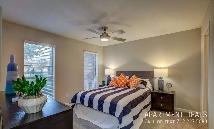 16156 Stuebner Airline Road, Spring, TX 77379 photo 4