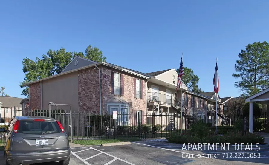 16421 Southampton Drive, Spring, TX 77379 photo 4