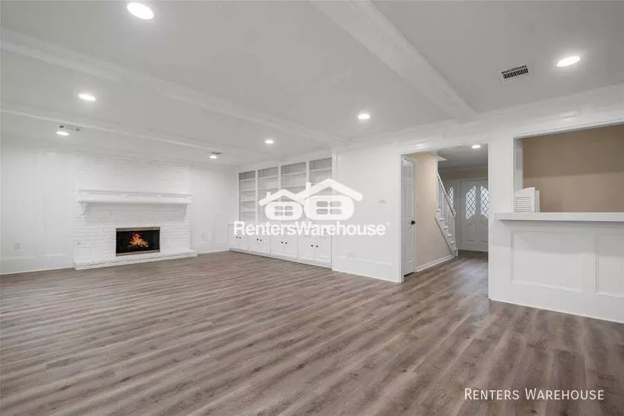 16627 Aldenham Place, Spring, TX 77379 photo 2