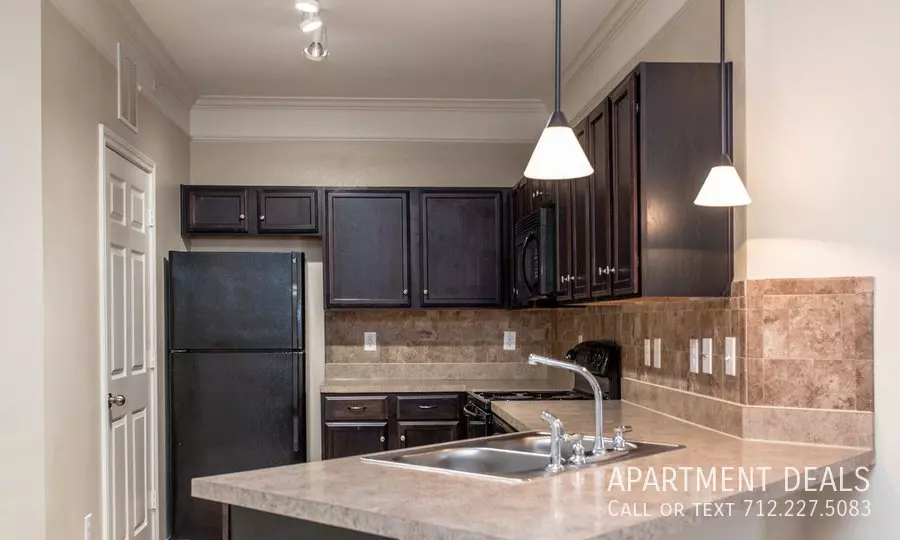2128 Old Holzwarth Road, Spring, TX 77388 photo 4