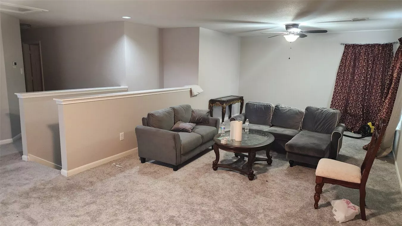 22207 Greengate Drive, Spring, TX 77389 photo 2