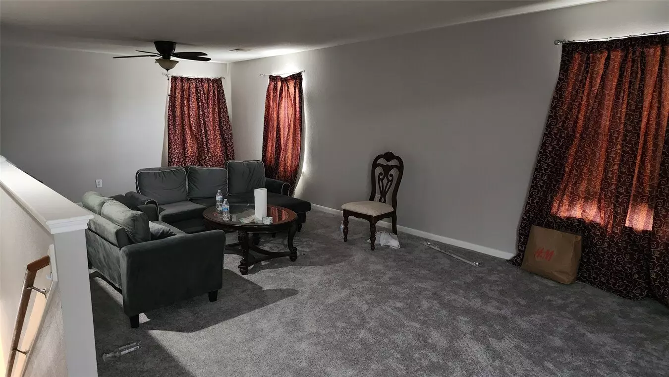 22207 Greengate Drive, Spring, TX 77389 photo 3