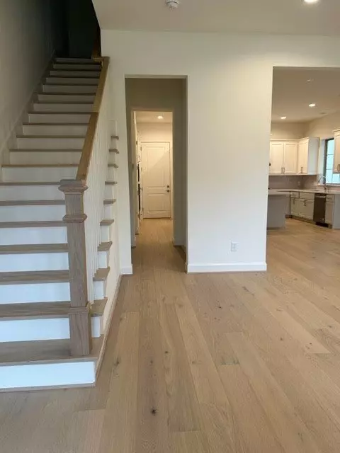 25110 Devlin Creek Drive, Spring, TX 77380 photo 3