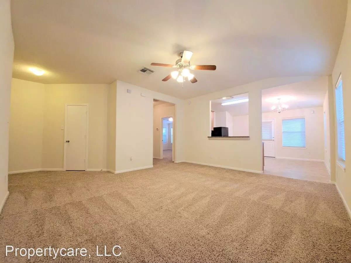 2535 Pinpoint Drive, Spring, TX 77373 photo 4
