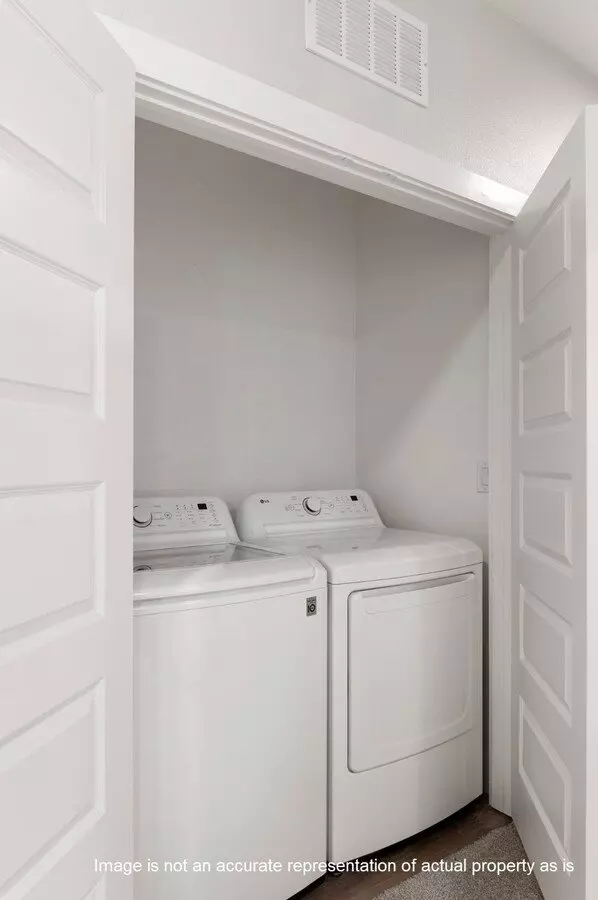 28328-427 Birnham Woods Drive, Spring, TX 77386 photo 4