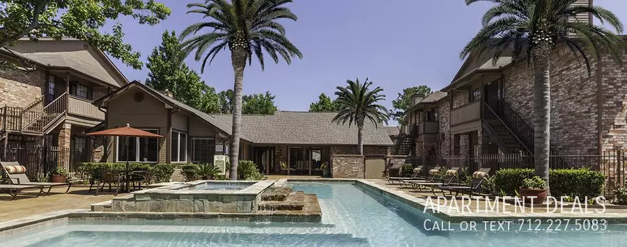 321 Valley Wood Drive, Spring, TX 77380 photo 4