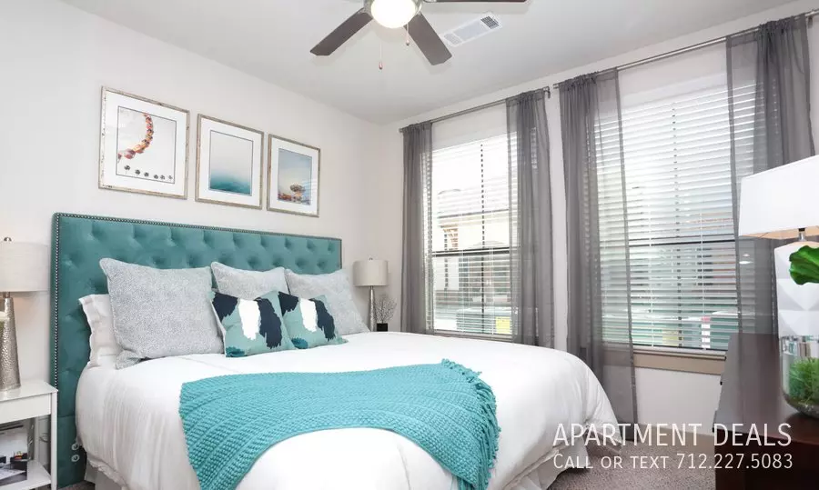 3306 Discovery Creek Boulevard, Spring, TX 77386 photo 2