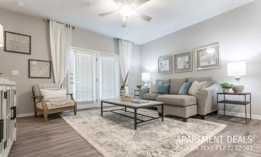 5808 West Rayford Road, Spring, TX 77389 photo 3
