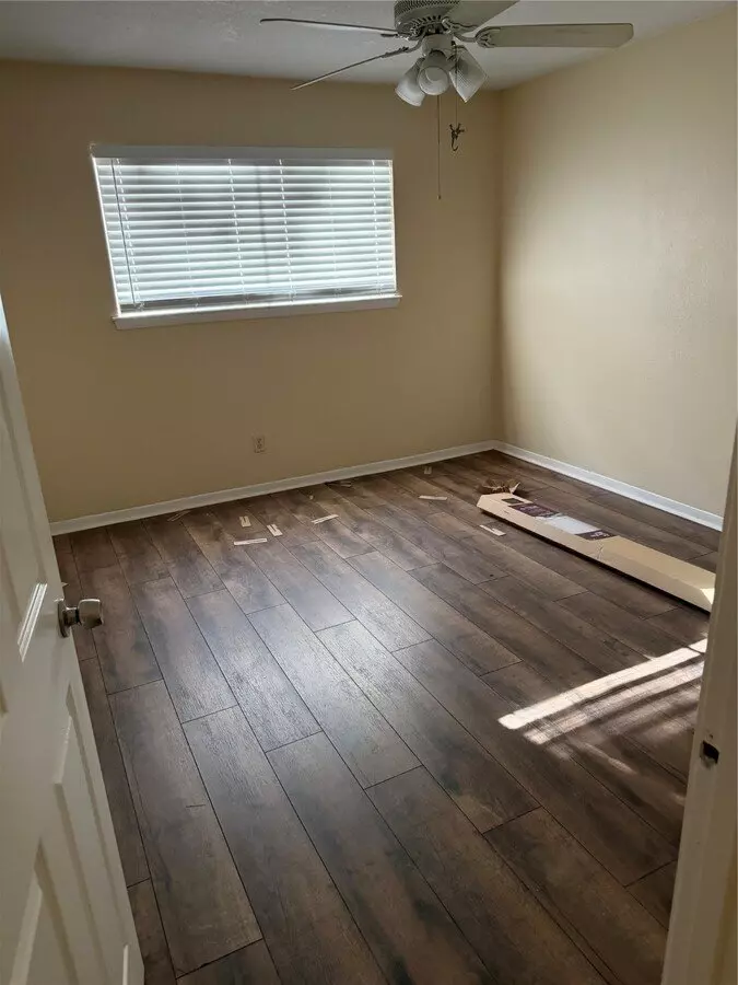 9 Dewthread Court, Spring, TX 77380 photo 5