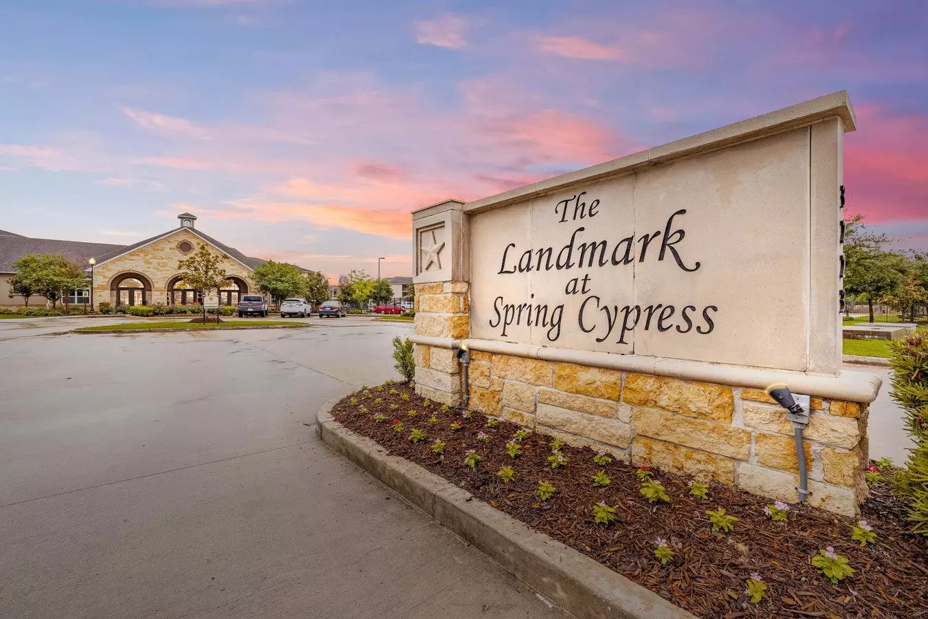 Landmark at Spring Cypress photo 3