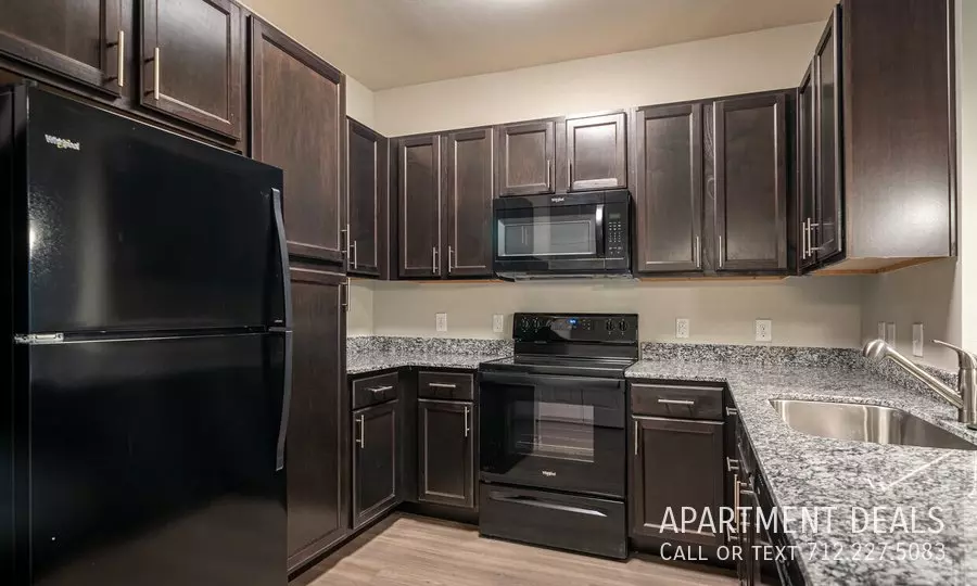 11723 South Kirkwood Road, Stafford, TX 77477 photo 4