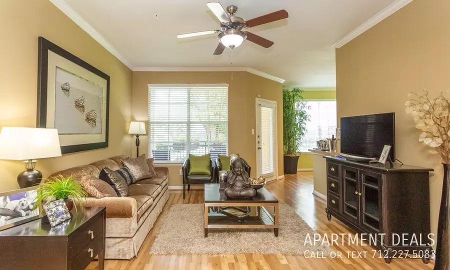 6 New Stafford Road, Stafford, TX 77477 photo 3