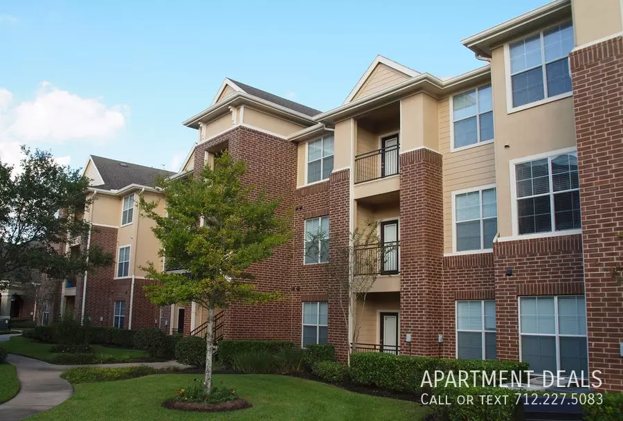 6 New Stafford Road, Stafford, TX 77477 photo 4