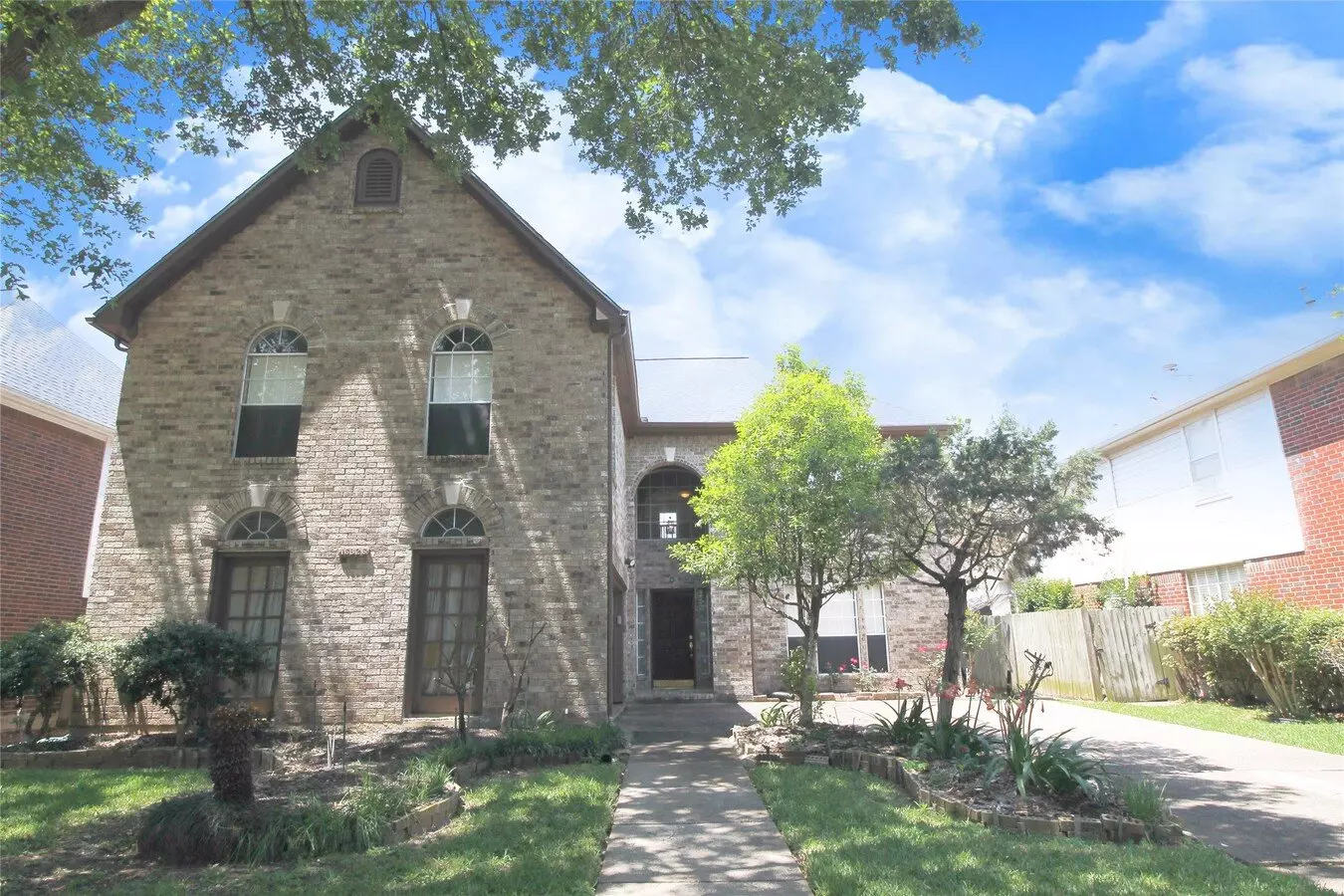 16326 Brush Meadow Court, Sugar Land, TX 77498 photo 3