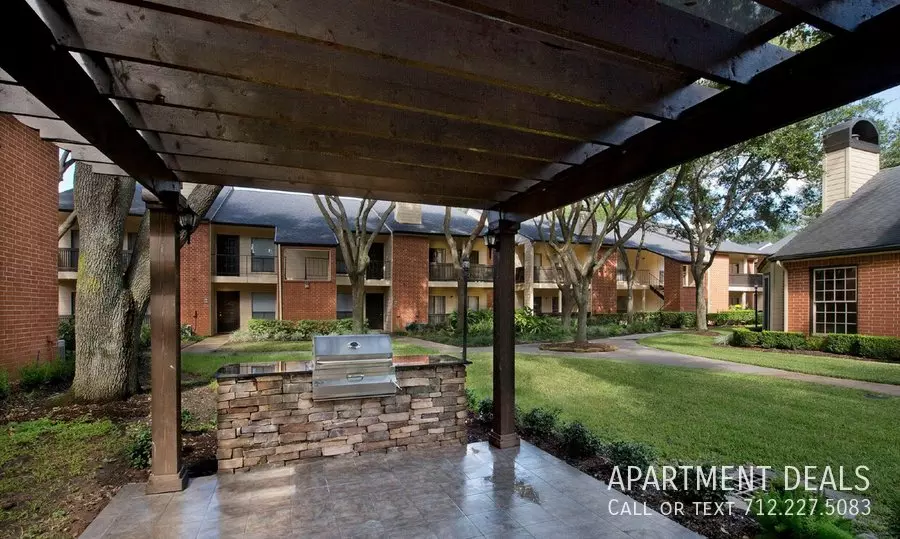 1806 Austin Parkway, Sugar Land, TX 77479 photo 2