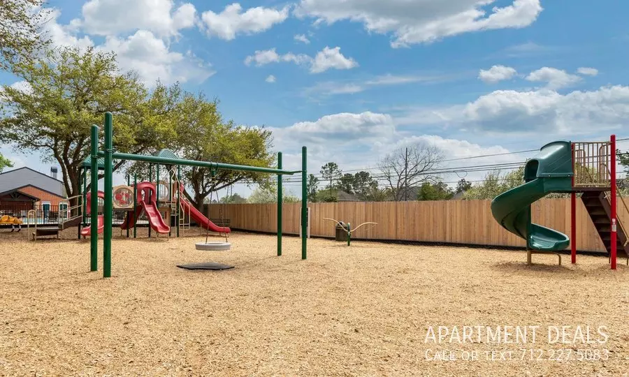 1806 Austin Parkway, Sugar Land, TX 77479 photo 5