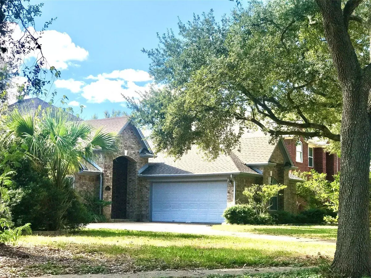 2203 Summer Bay Court, Sugar Land, TX 77478 photo 5